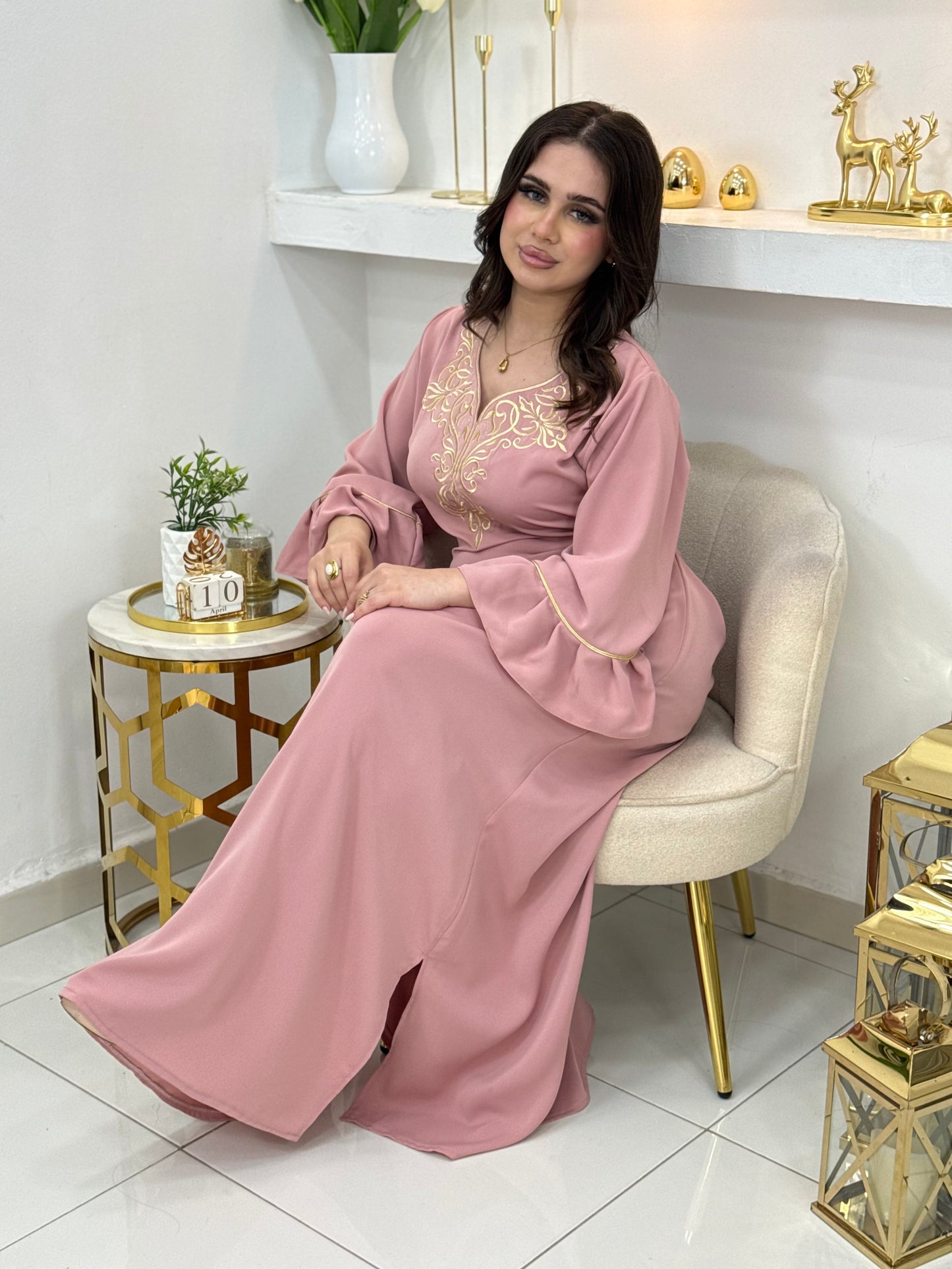 Robe ELÉNA 2026